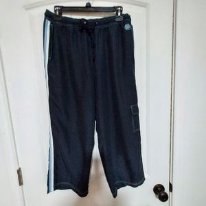 Green Tea capri cargo pants navy with light blue/white tuxedo stripe size lg